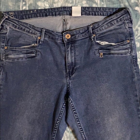 H&M women’s Jeans - Picture 6 of 11